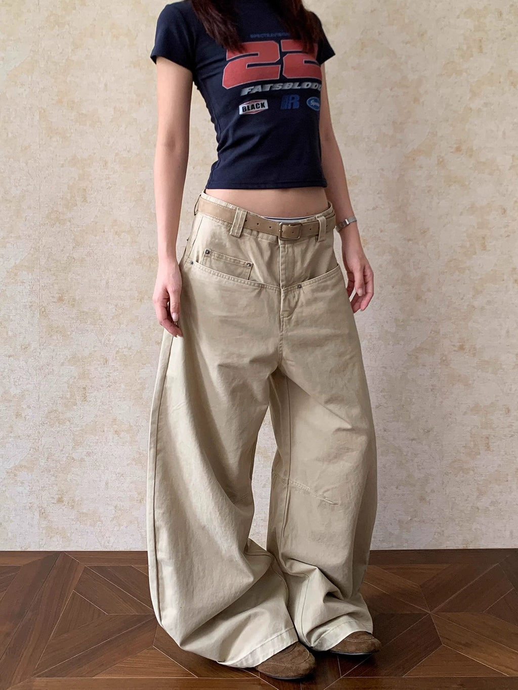 CHIC's Baggy Barrel Jeans